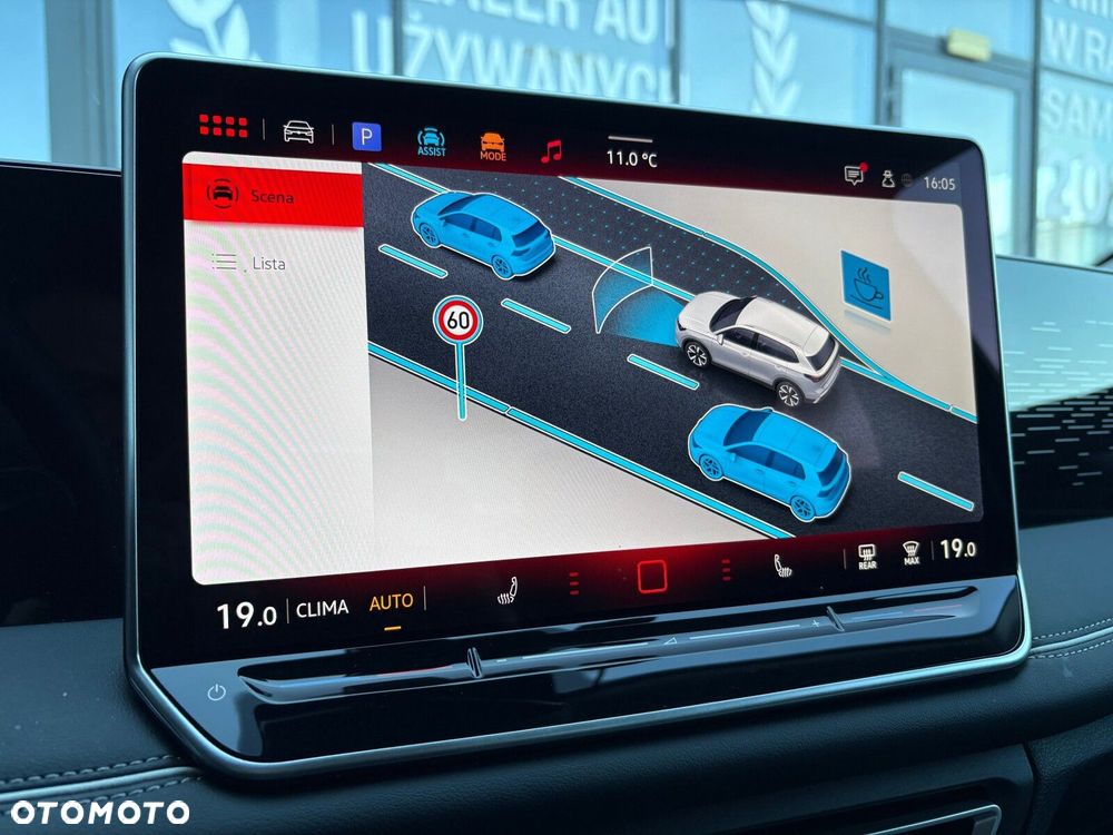Volkswagen Tiguan - 33