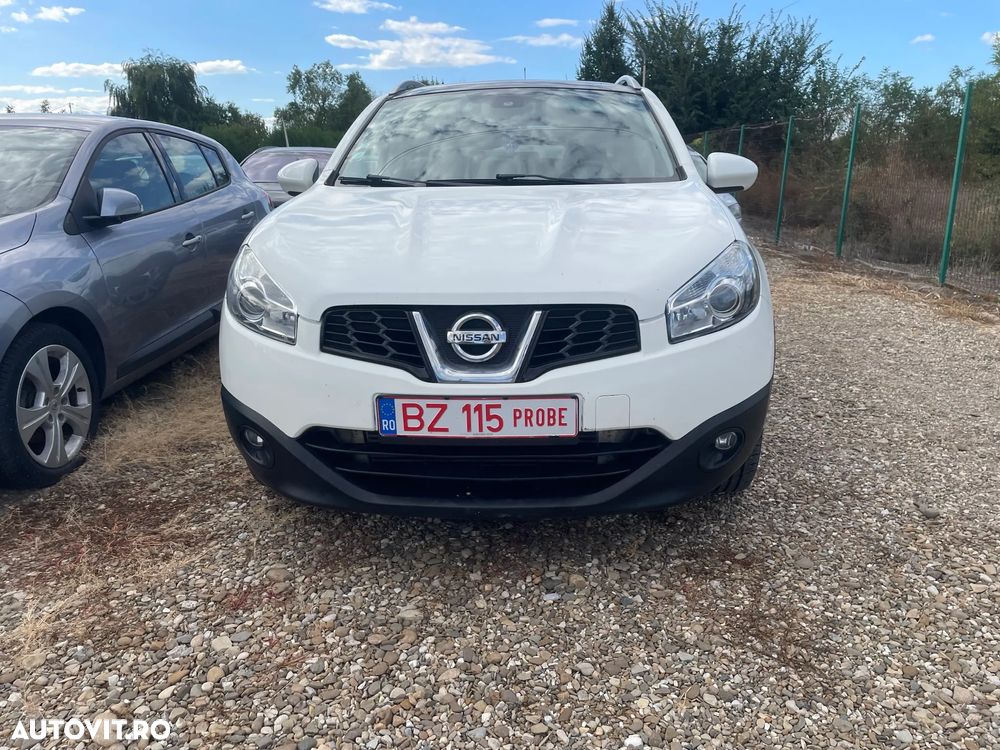 Nissan Qashqai 2.0 DCI 4 x 4 DPF Aut acenta - 2