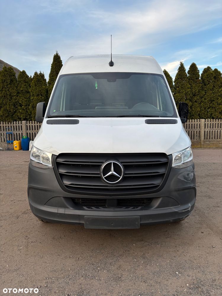 Mercedes-Benz Sprinter - 3