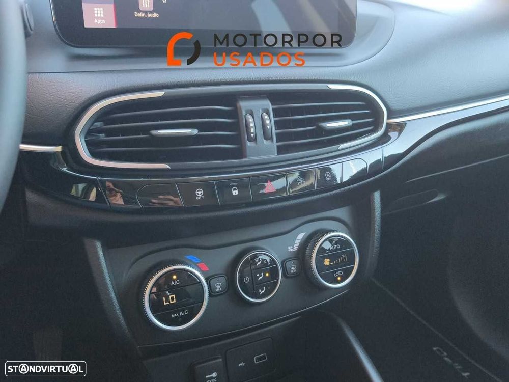 Fiat Tipo Cross 1.3 Multijet City - 23