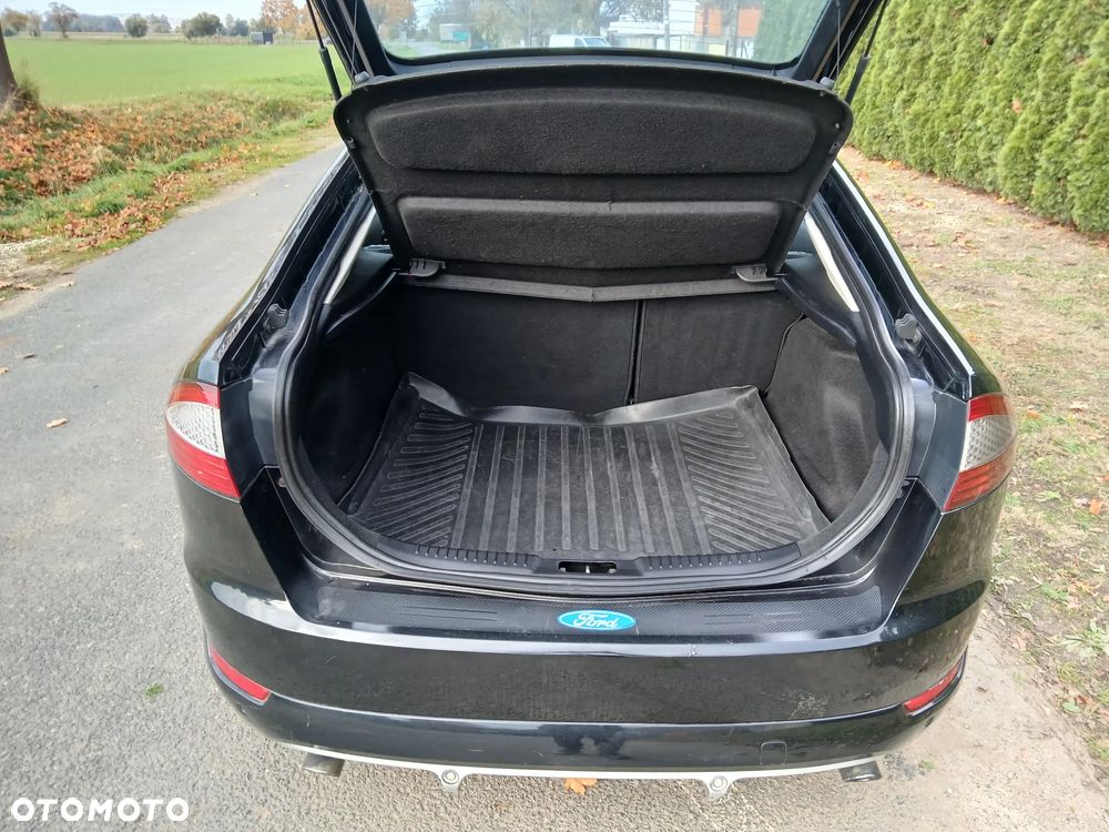 Ford Mondeo 2.2 TDCi Titanium S - 12