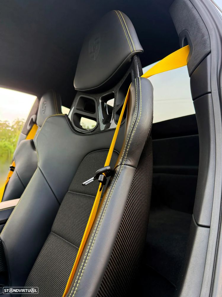 Porsche 911 Série F - 7