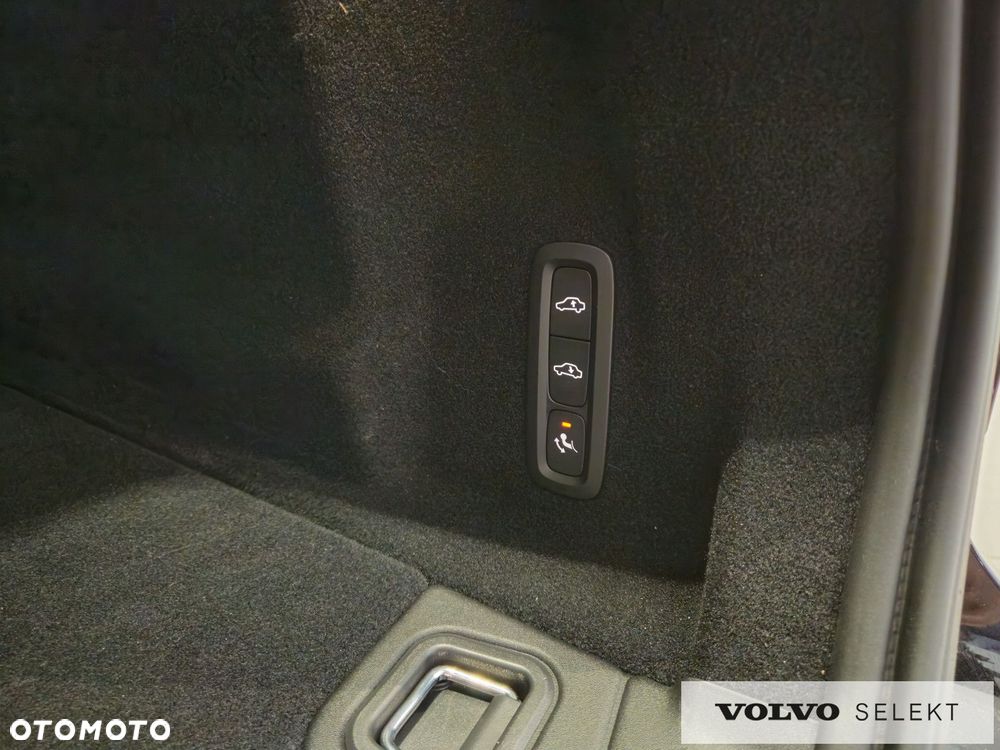 Volvo XC 60 - 35