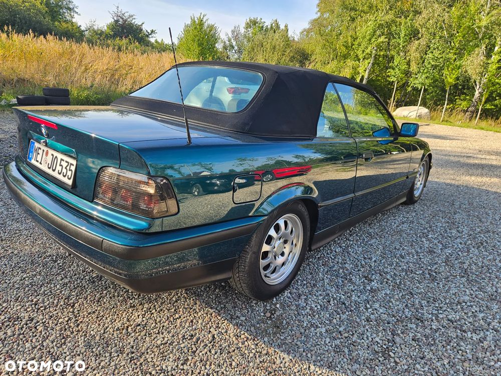 BMW Seria 3 318i - 11