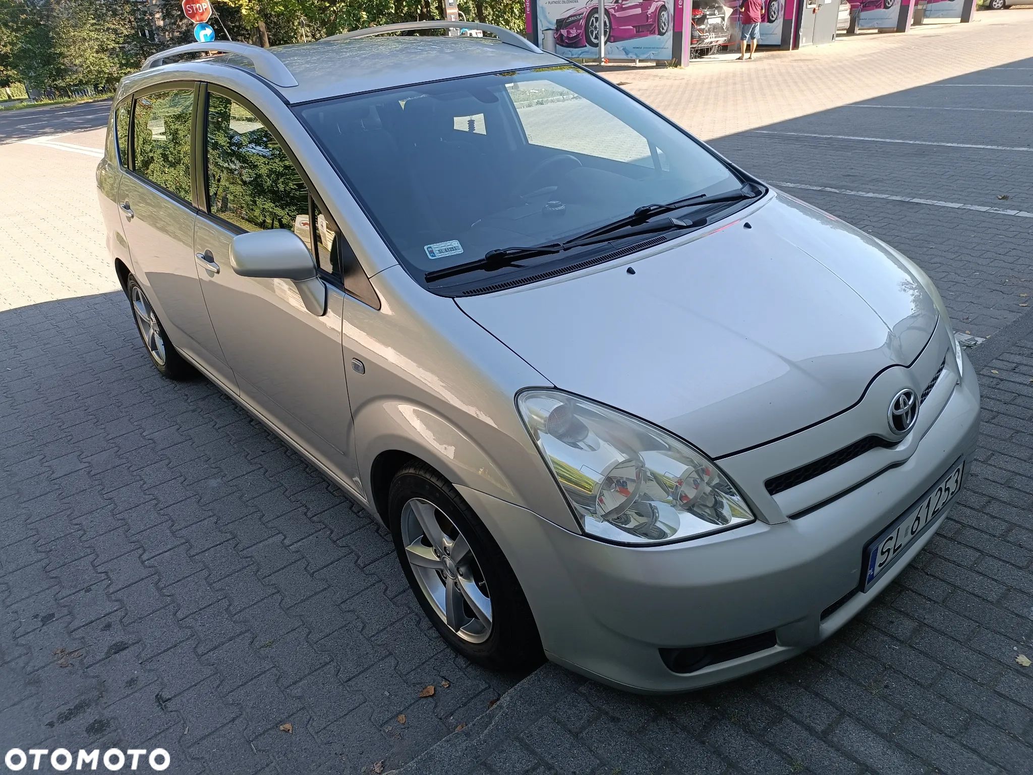 Toyota Corolla Verso 1.8 Sol 7os - 1