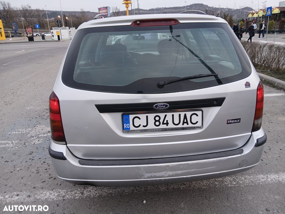 Ford Focus Wagon 1.8TDCi Ghia - 8