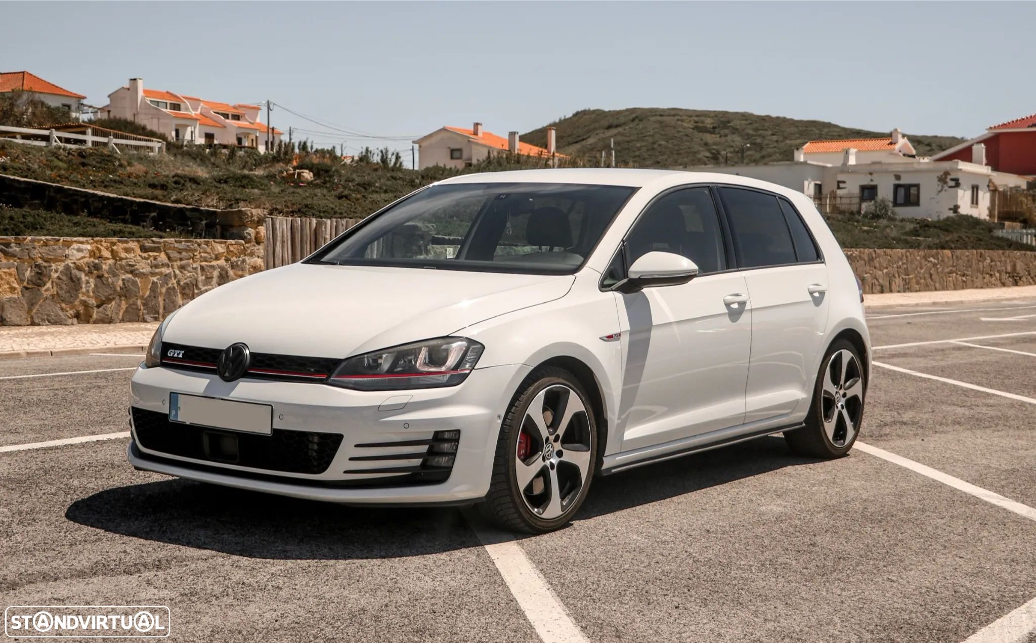 VW Golf 2.0 TSi GTi DSG Performance - 1