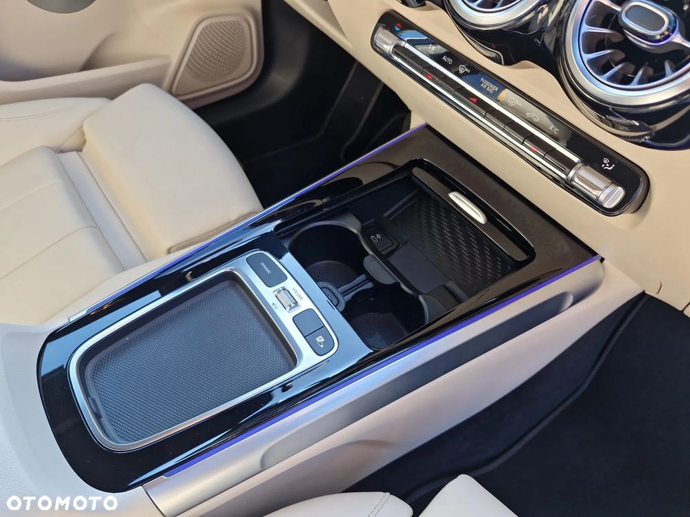 Mercedes-Benz GLB 200 d 4-Matic Progressive 8G-DCT - 27