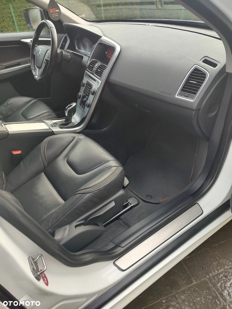 Volvo XC 60 D3 Geartronic Ocean Race - 16