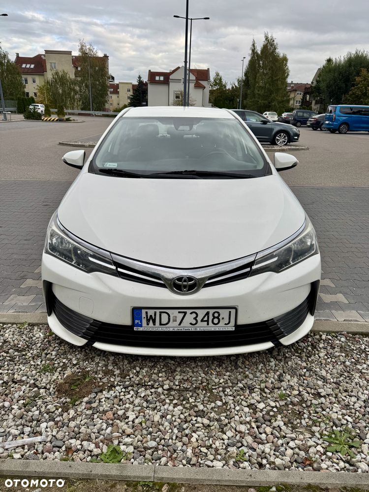 Toyota Corolla 2017 photo 2