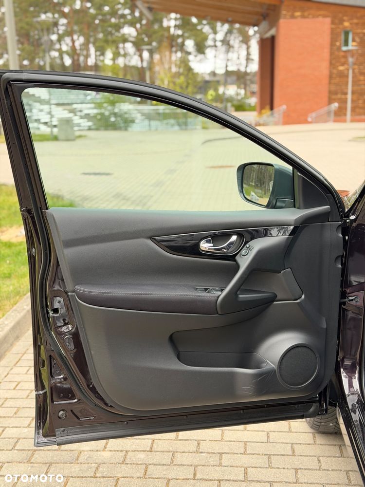 Nissan Qashqai 1.2 DIG-T Tekna - 23