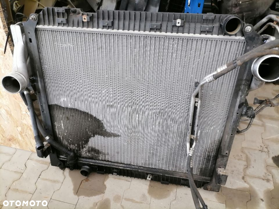 Chłodnica wody Mercedes Actros MP4 9605003401 - 3