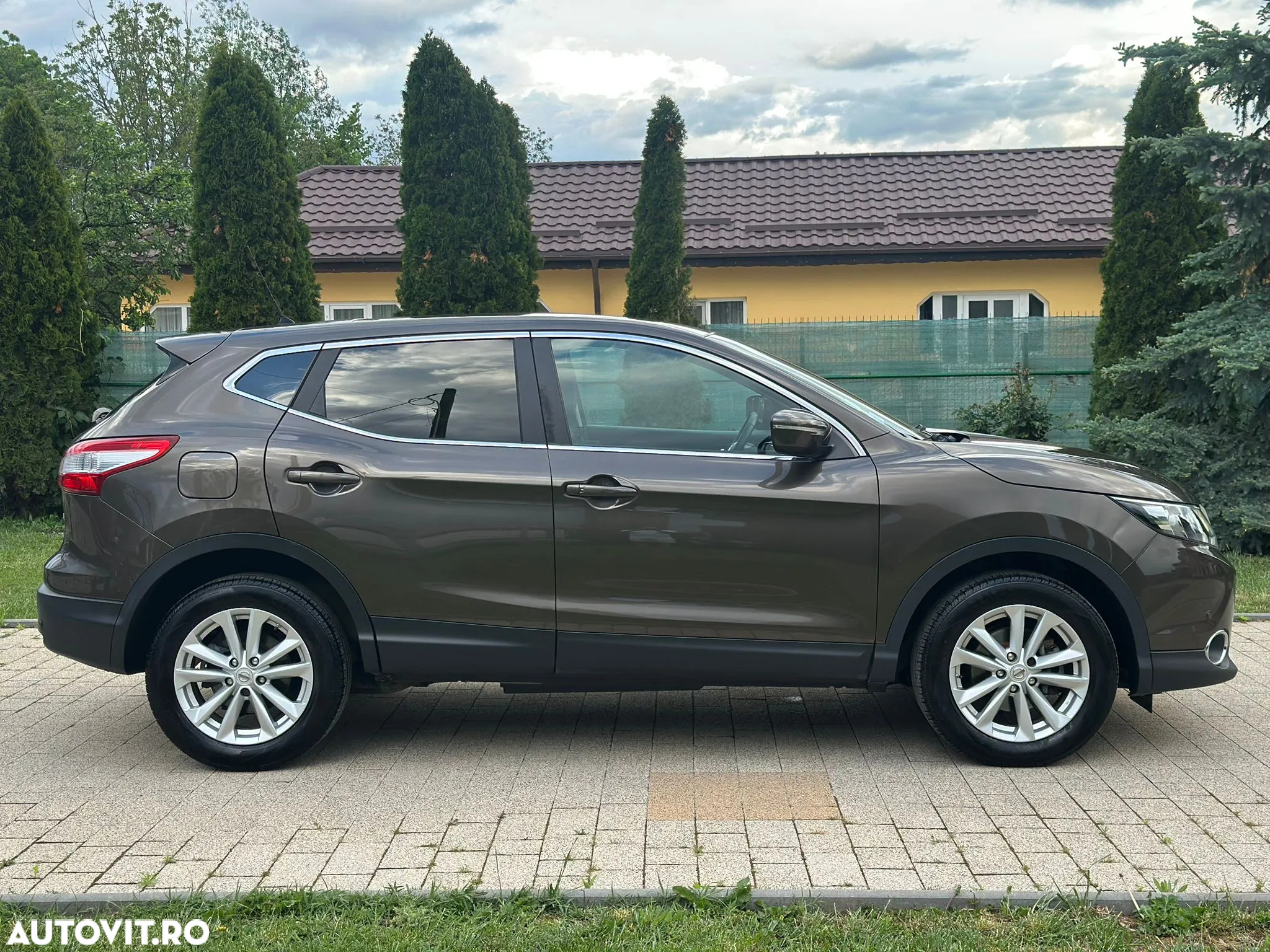 Nissan Qashqai 1.5 DCI Start/Stop N-Connecta - 20