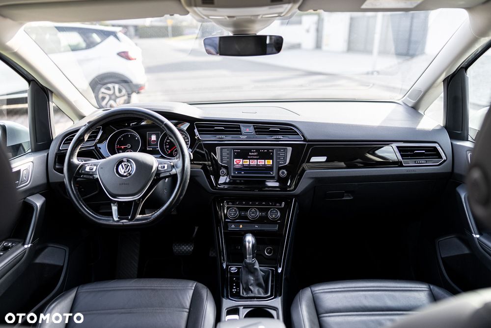 Volkswagen Touran 2.0 TDI BMT Highline DSG - 22