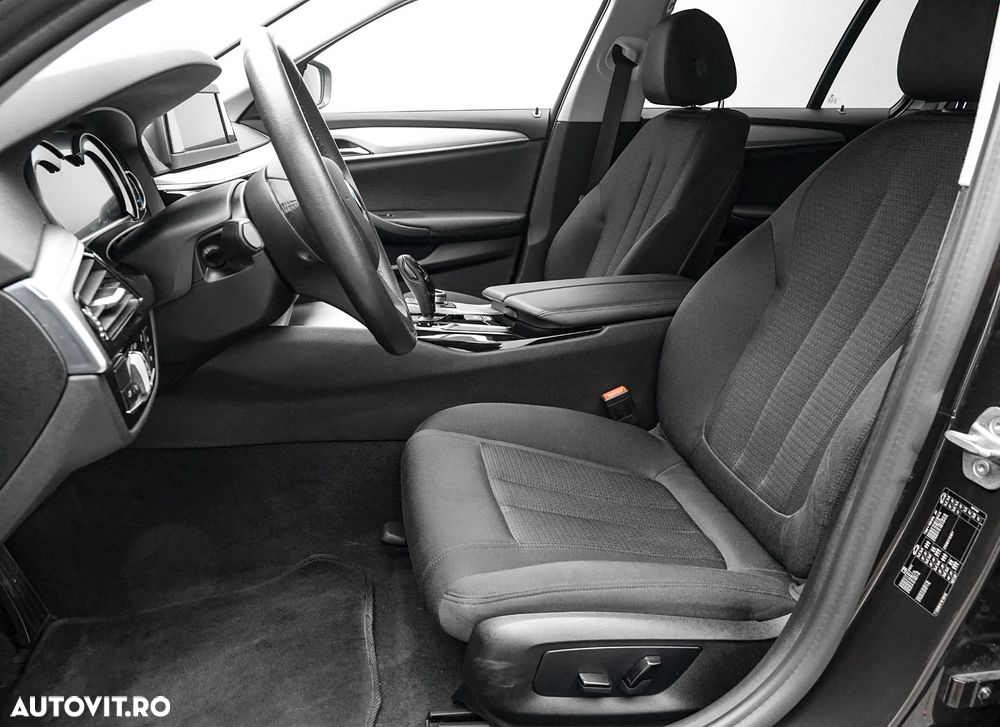 BMW Seria 5 520d Aut. Sport Line - 14