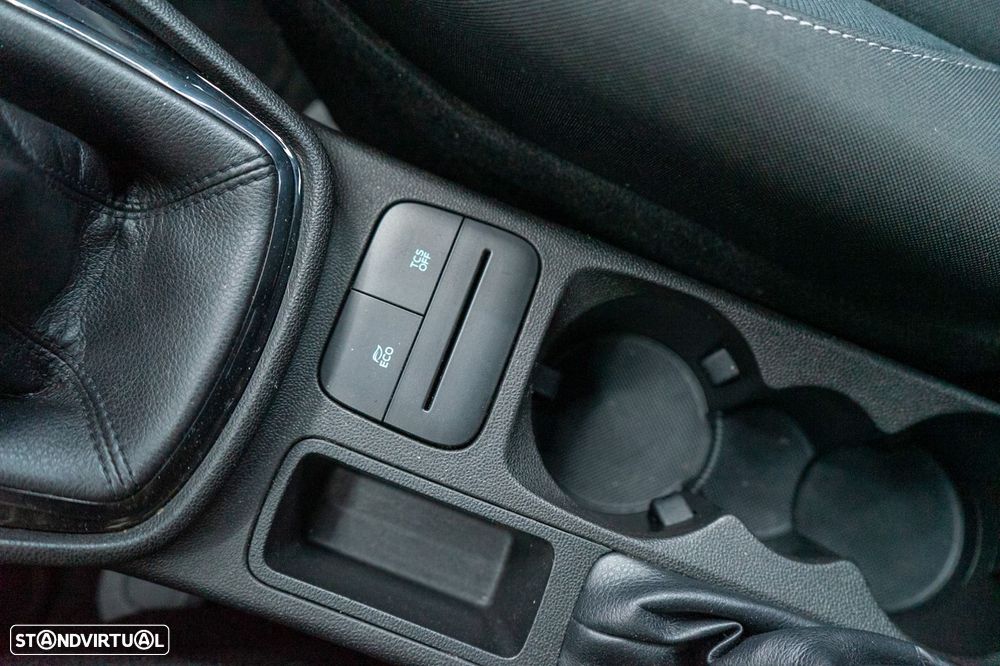 Ford Fiesta 1.1 Ti-VCT Business - 40