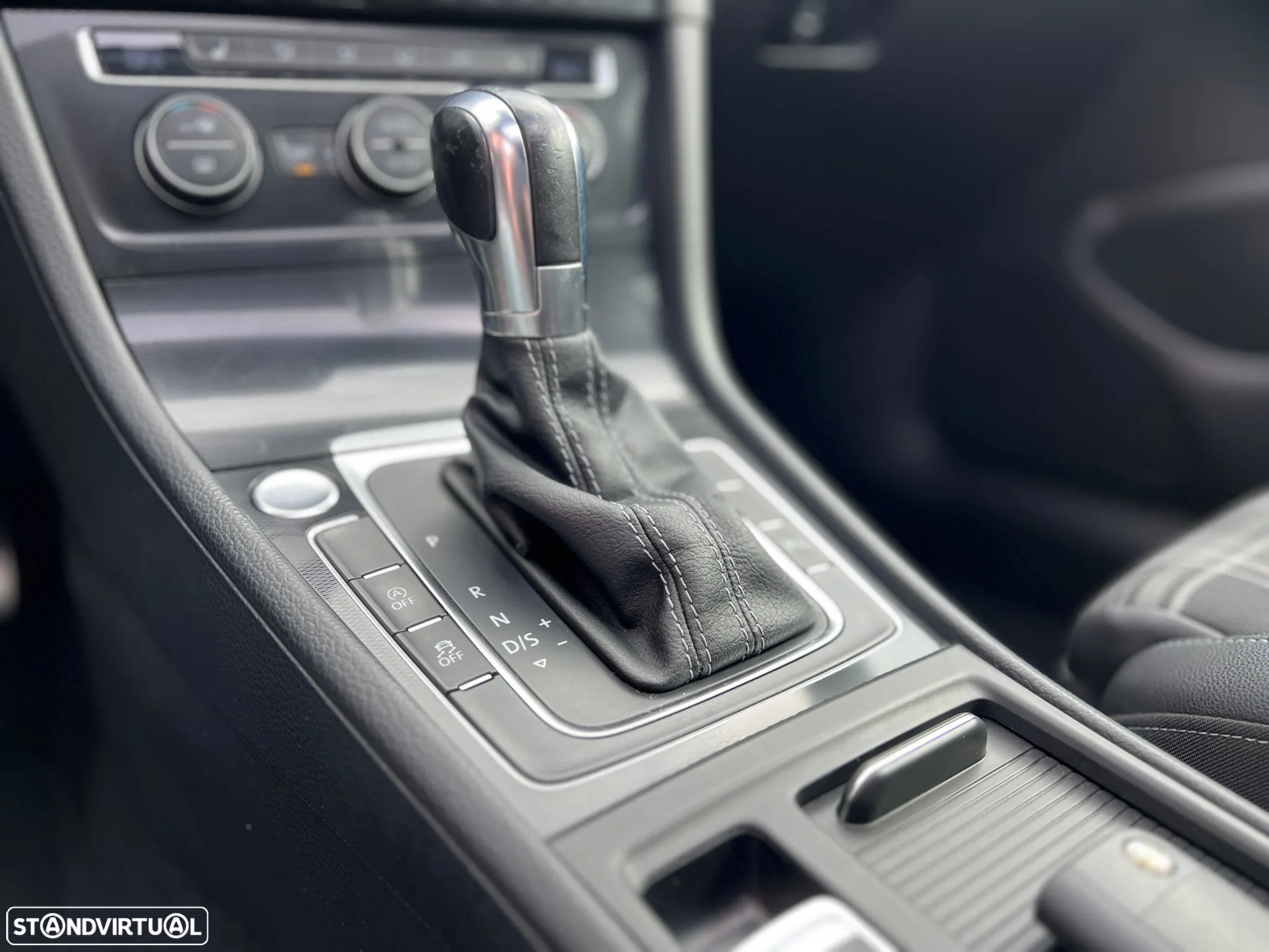 VW Golf 2.0 TDI GTD DSG - 20