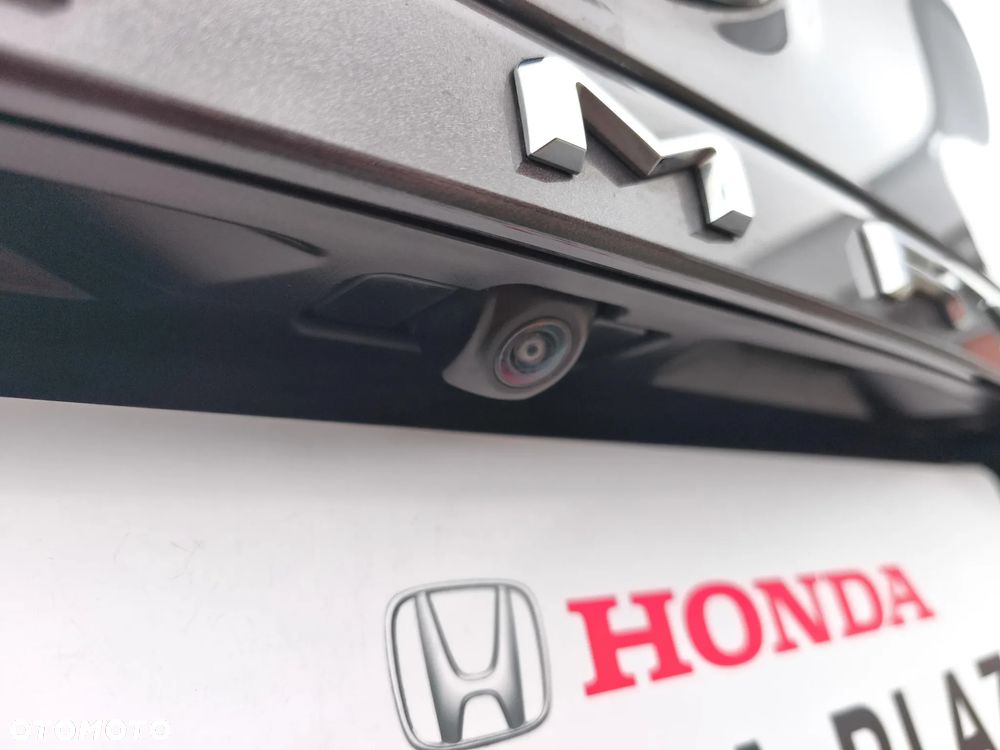 Toyota Camry 2.5 Hybrid Comfort CVT - 20