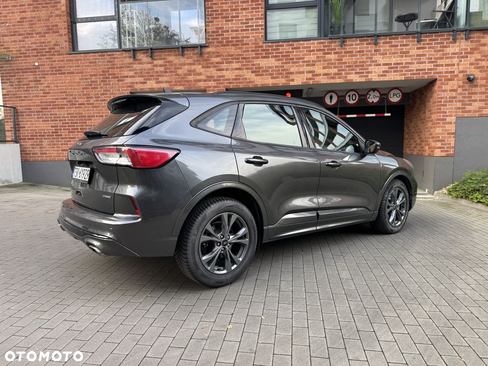 Ford Kuga - 3