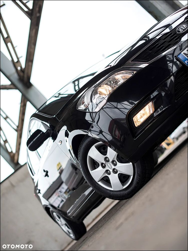 Kia Ceed - 13