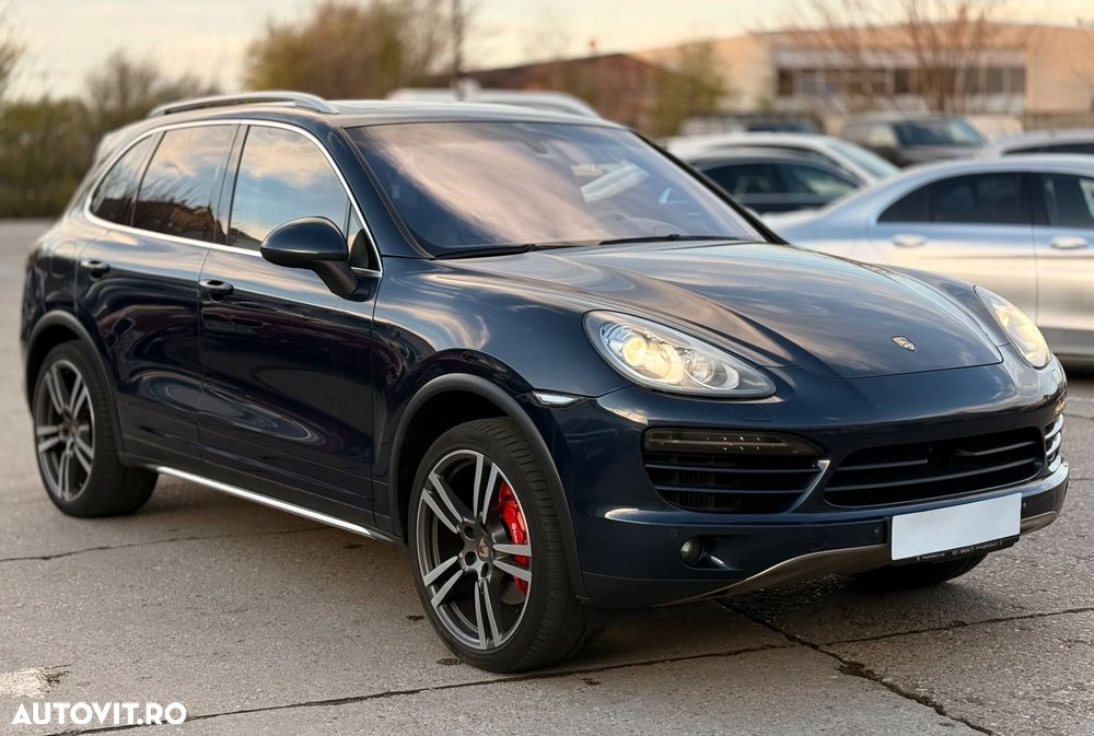 Porsche Cayenne 3.0 L V6 - 3