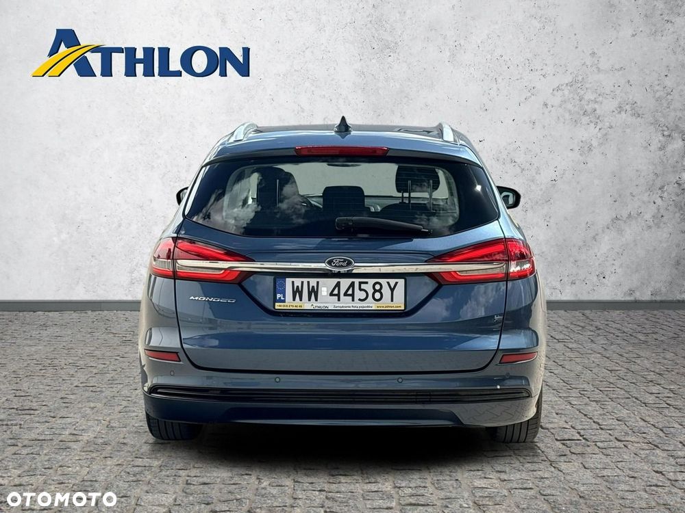 Ford Mondeo - 4