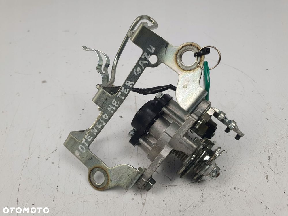 POTENCJOMETR GAZU Yamaha T-Max 560 Tech Max 560 20-25 czujnik BC31-11134 - 7
