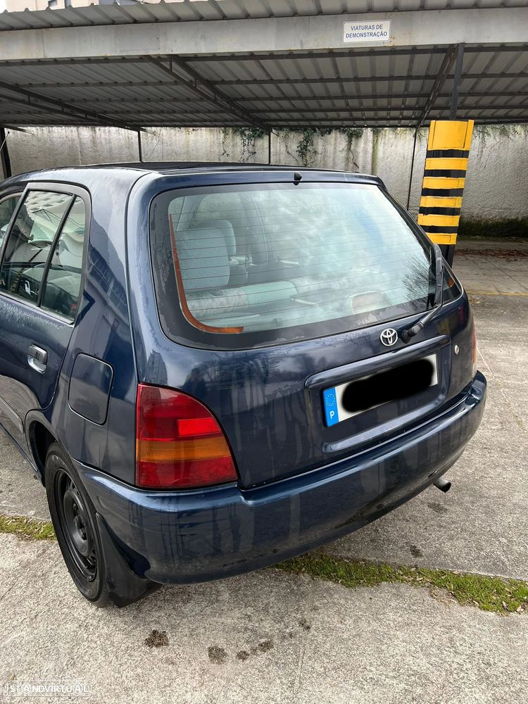 Toyota Starlet 1.3 - 12