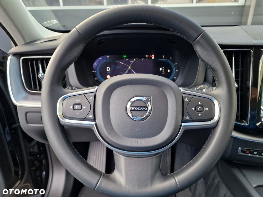 Volvo XC 60 B4 D AWD Core - 35