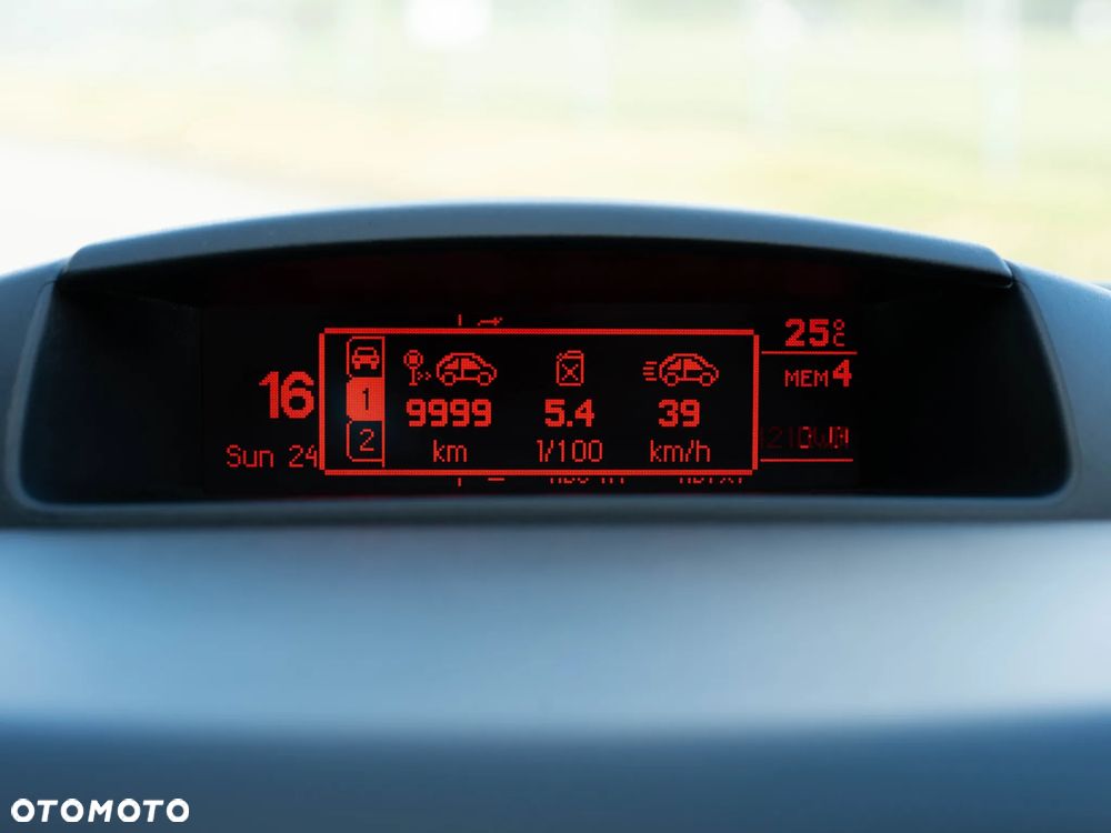 Peugeot Partner 1.6 BlueHDi Active - 32