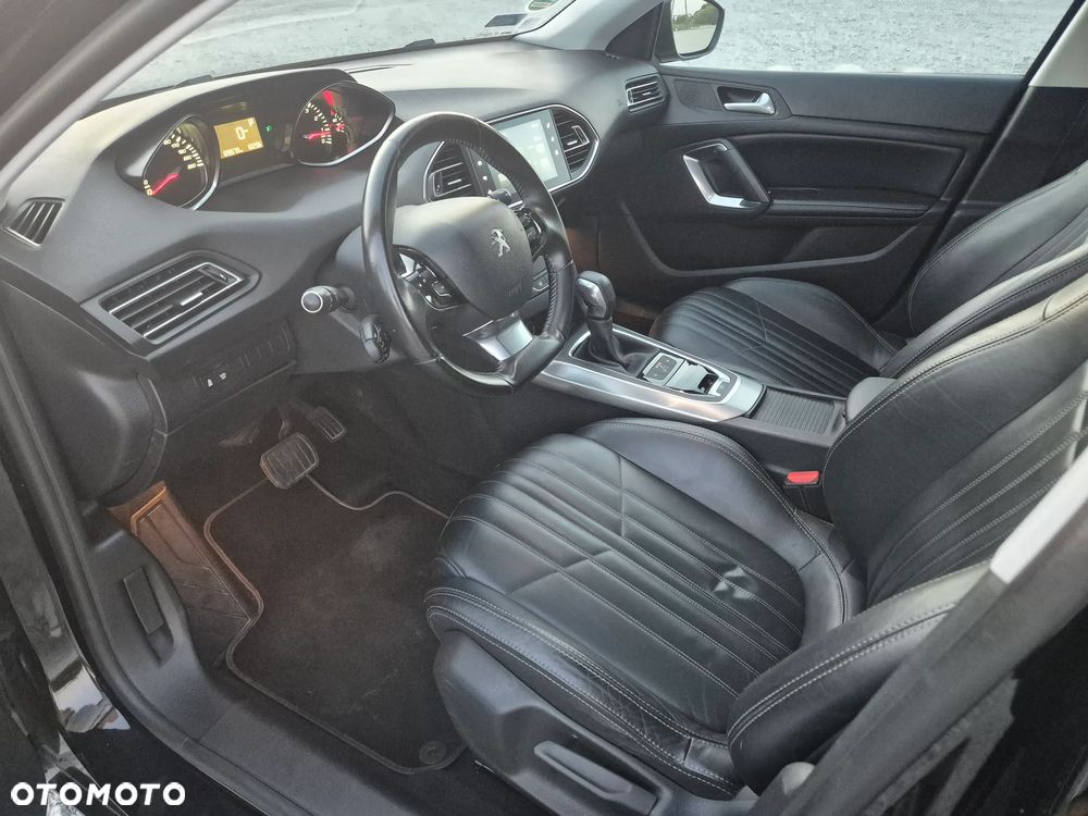 Peugeot 308 - 9