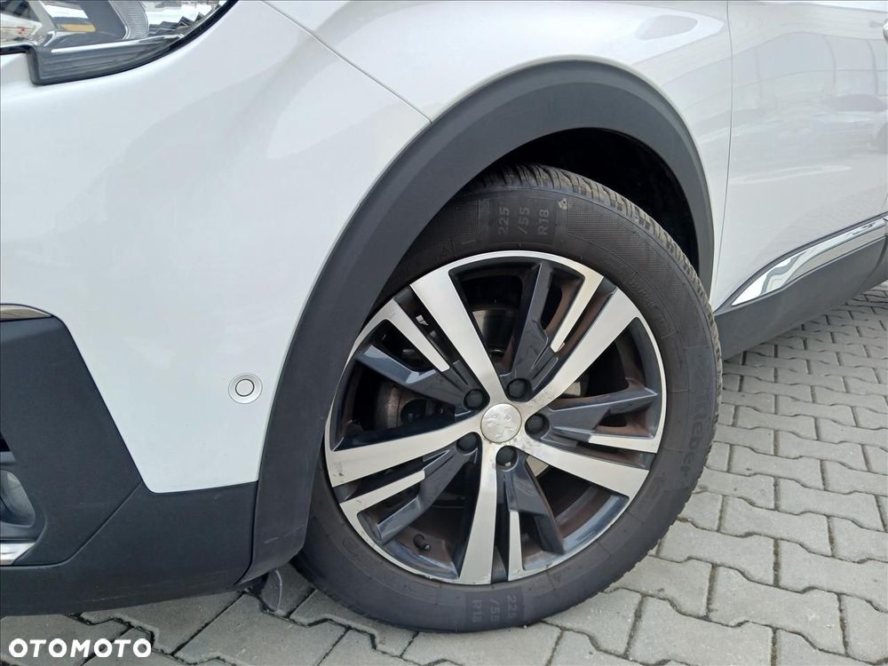 Peugeot 5008 1.6 PureTech Allure S&S EAT8 - 20
