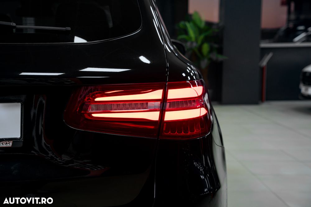 Mercedes-Benz GLC 250 d 4Matic 9G-TRONIC AMG Line - 18