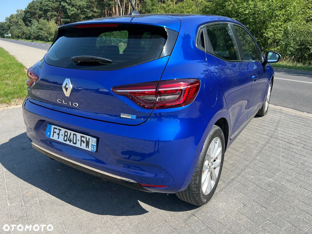 Renault Clio - 8