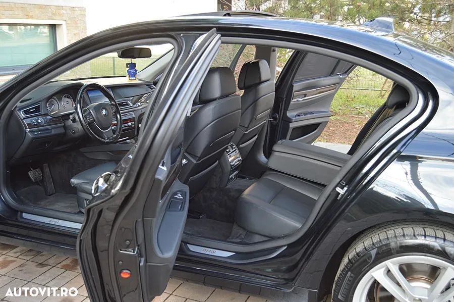 BMW Seria 7 730d - 4