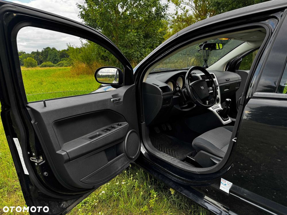 Dodge Caliber - 6