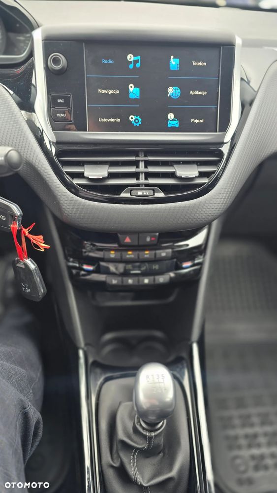 Peugeot 2008 1.2 PureTech Allure S&S - 14