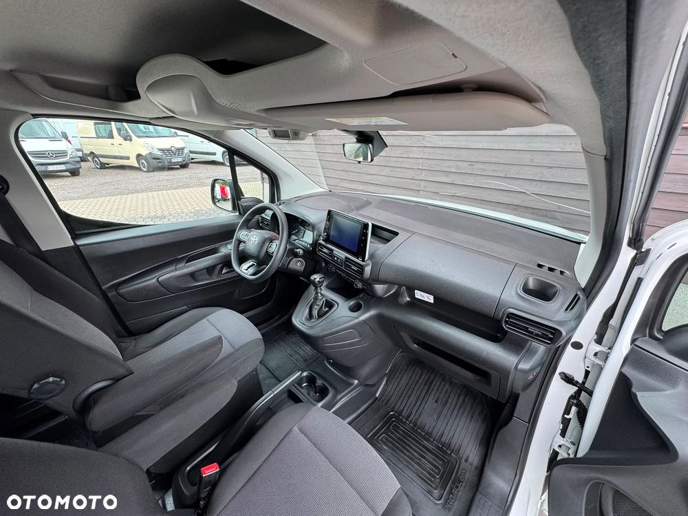 Toyota Proace City - 11
