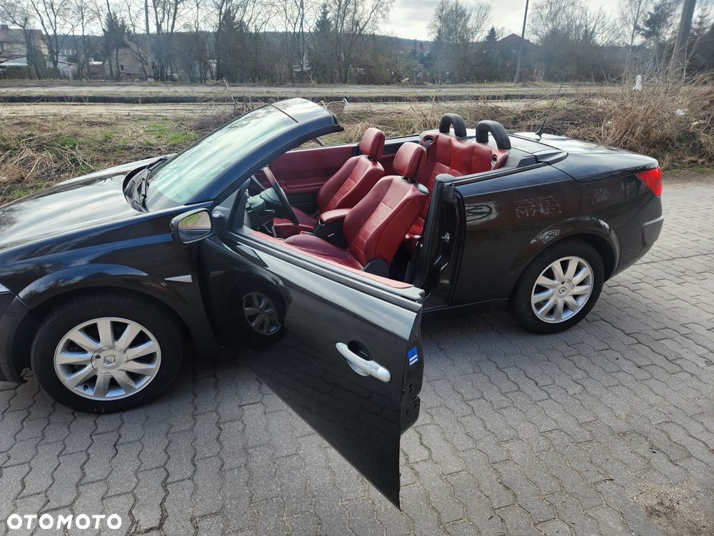 Renault Megane 1.6 Authenique - 21