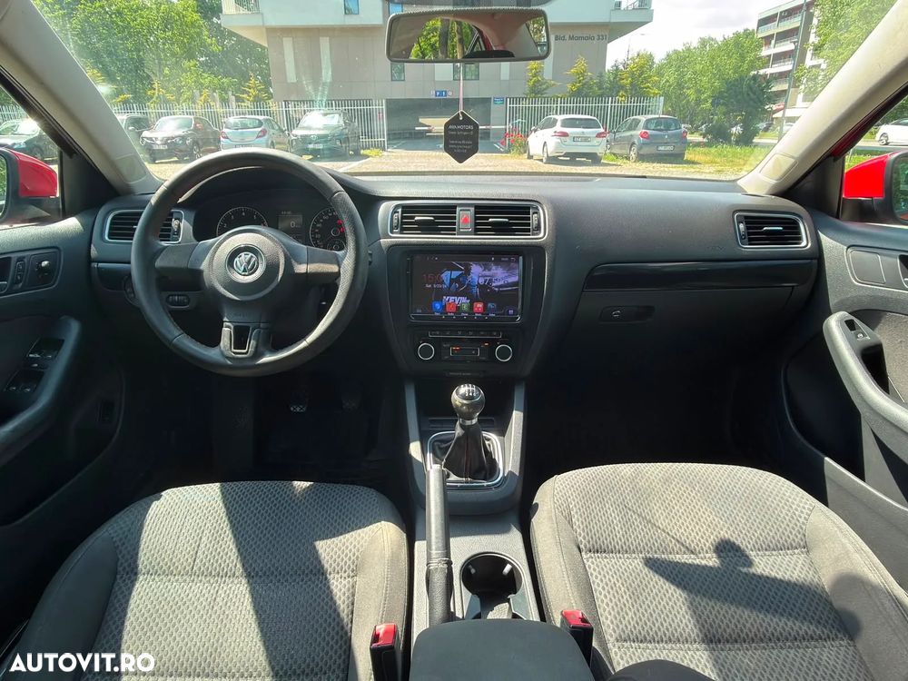 Volkswagen Jetta 1.2 TSI Comfortline - 5