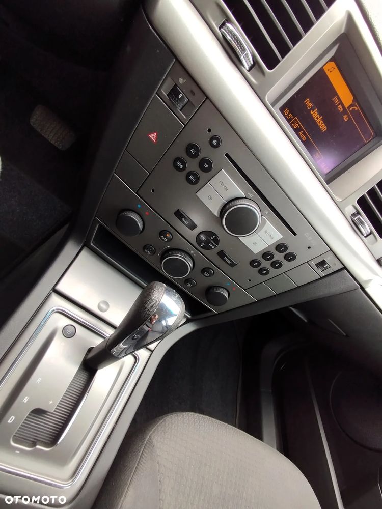 Opel Vectra 1.9 CDTI Automatik Business - 22