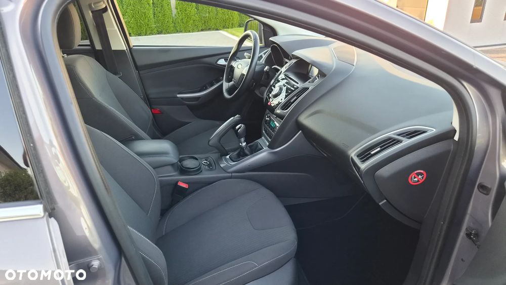 Ford Focus 1.6 EcoBoost Start-Stopp-System Titanium - 8