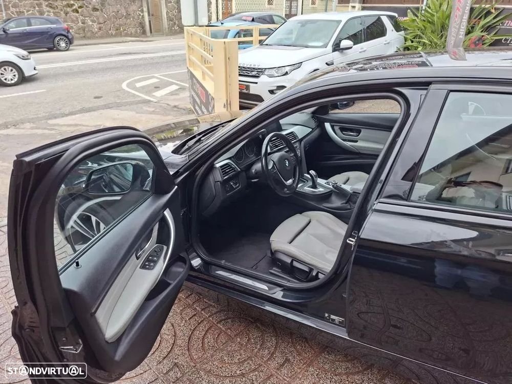 BMW 320 d Aut. Blue Performance Sport Line - 15