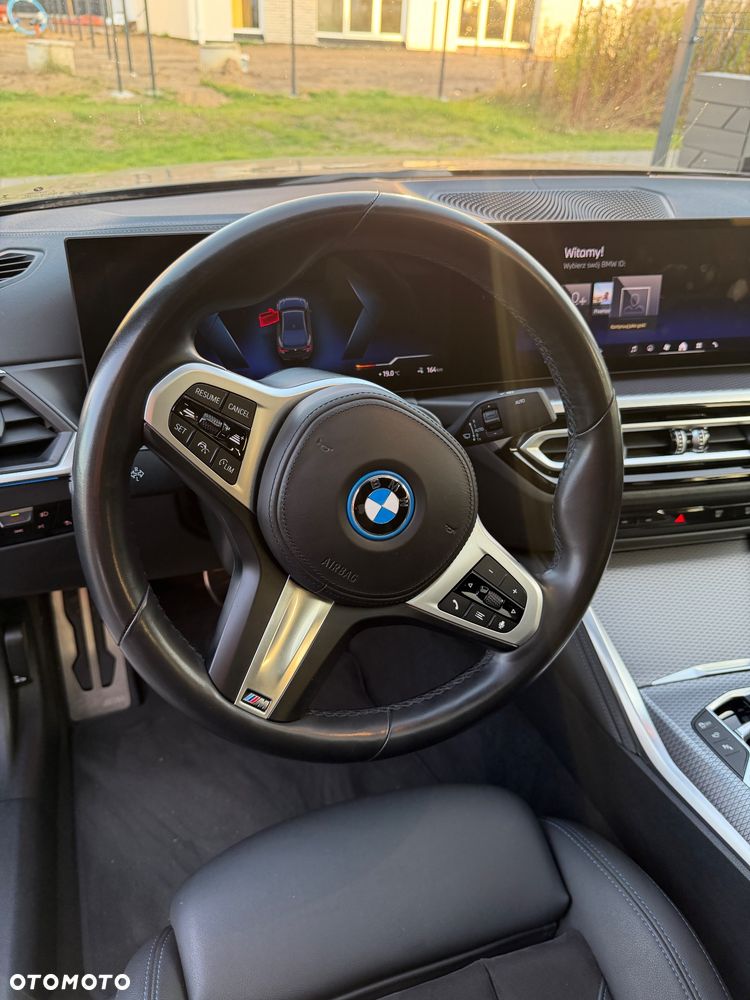 BMW i4 70.3kWh eDrive 35 M Sport Edition - 11
