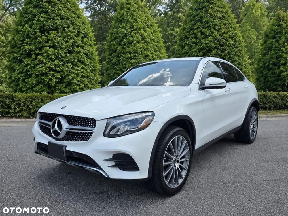 Mercedes-Benz GLC 300 4Matic 9G-TRONIC AMG Line - 1