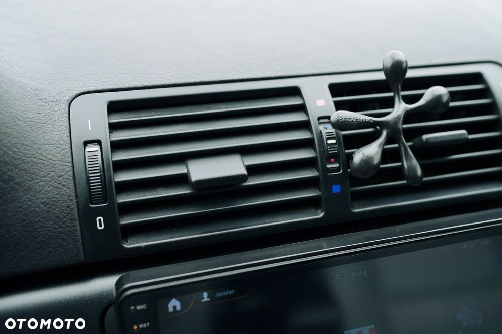 BMW Seria 3 330i Edition Exclusive - 20