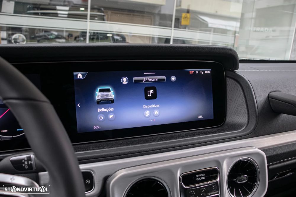 Mercedes-Benz G 450 d “Stronger Than The 1980s” - 22