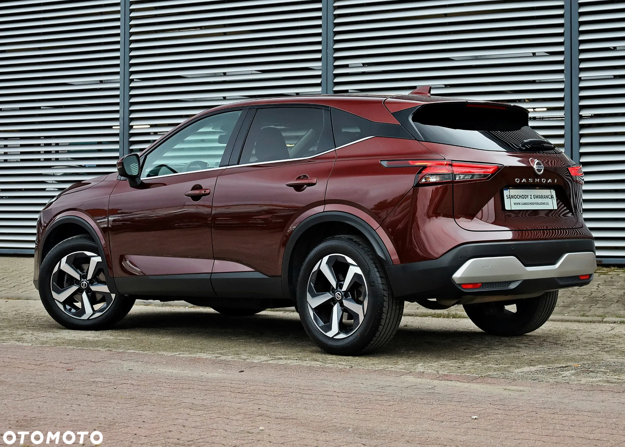 Nissan Qashqai 1.3 DIG-T N-Connecta DCT - 8