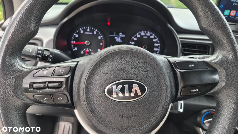 Kia Rio 1.2 M - 12