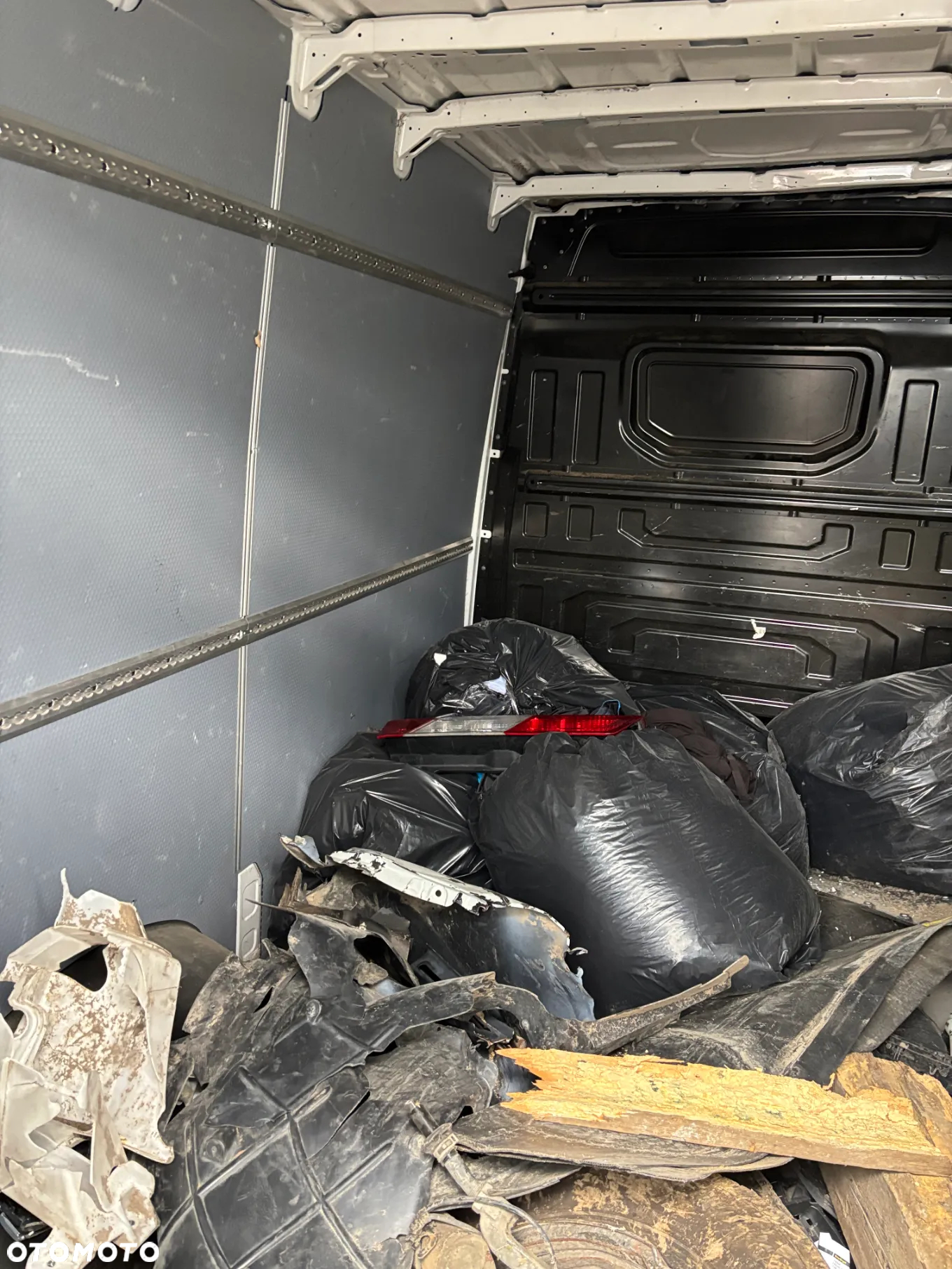 Volkswagen Crafter - 8